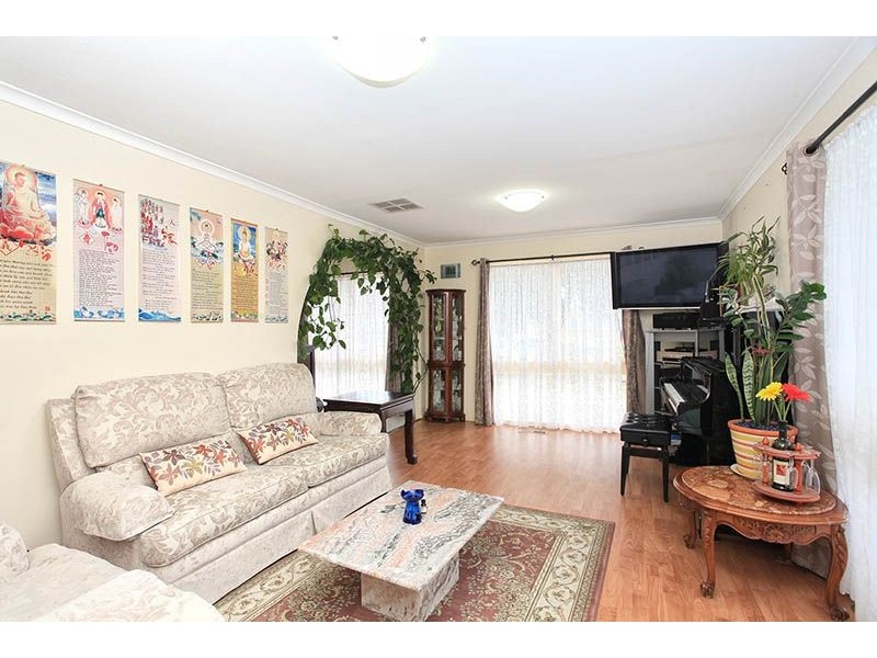 179 Main Road East, St Albans VIC 3021