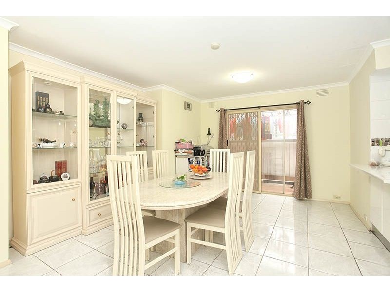 179 Main Road East, St Albans VIC 3021