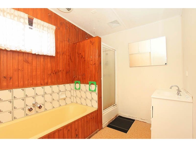 1/3 Harmon Avenue, St Albans VIC 3021