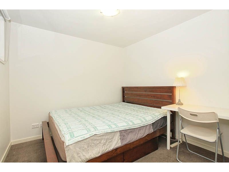 8/17 Shepparson Avenue, Carnegie VIC 3163