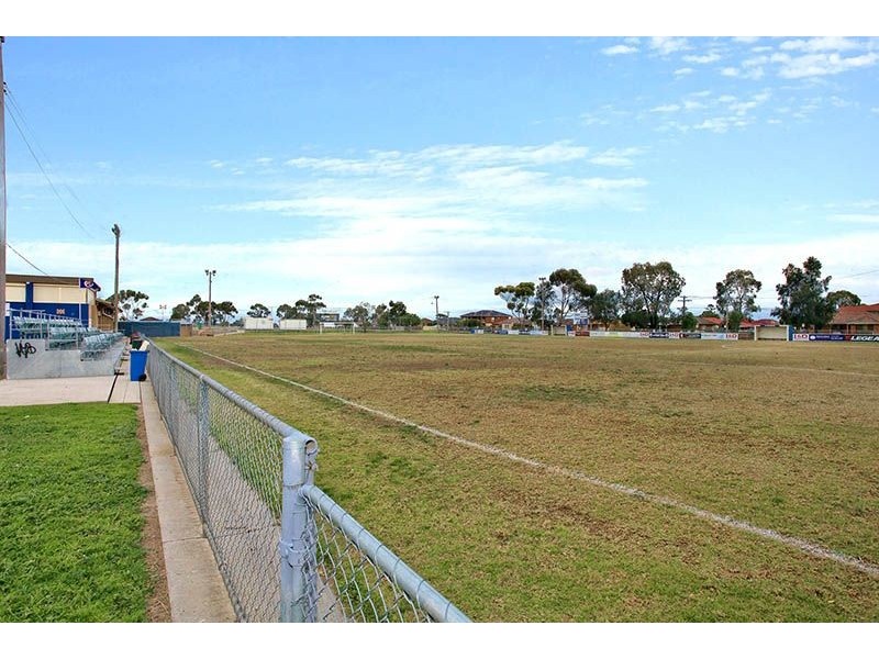 22 Grace Street, St Albans VIC 3021