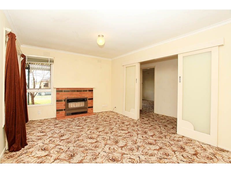 36 Henry Street, St Albans VIC 3021