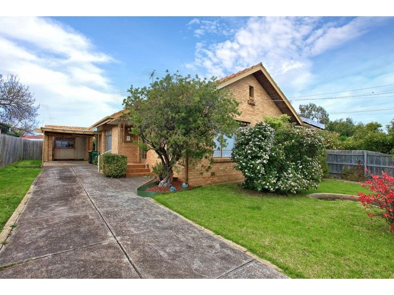4 Scott Avenue, St Albans VIC 3021