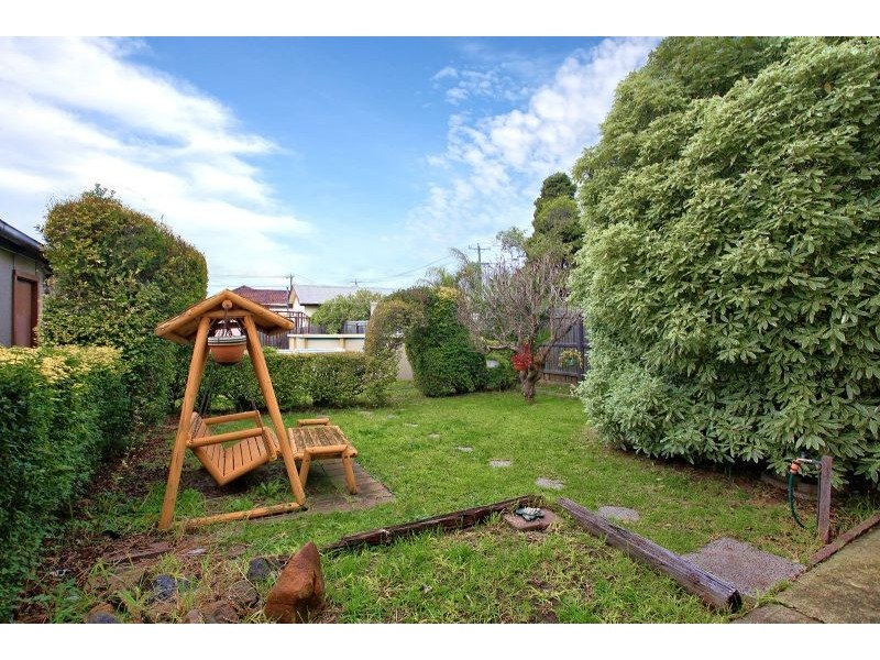 4 Scott Avenue, St Albans VIC 3021