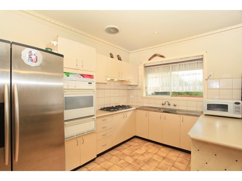 48 Bent Street, St Albans VIC 3021