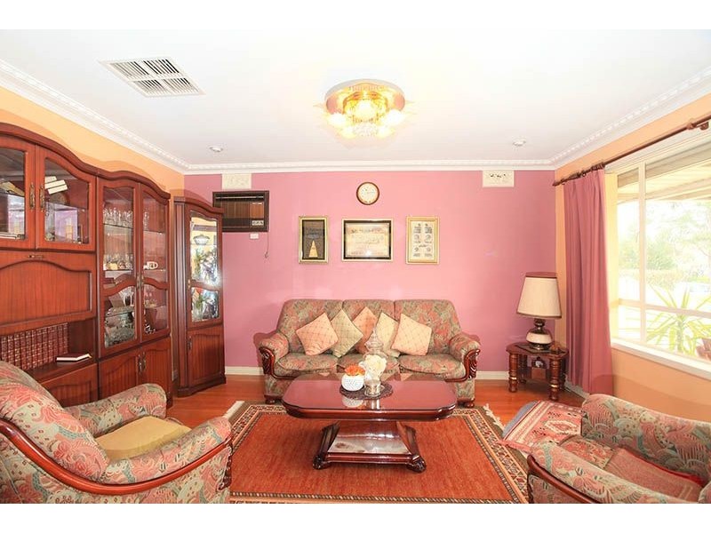 28 Harmon Avenue, St Albans VIC 3021