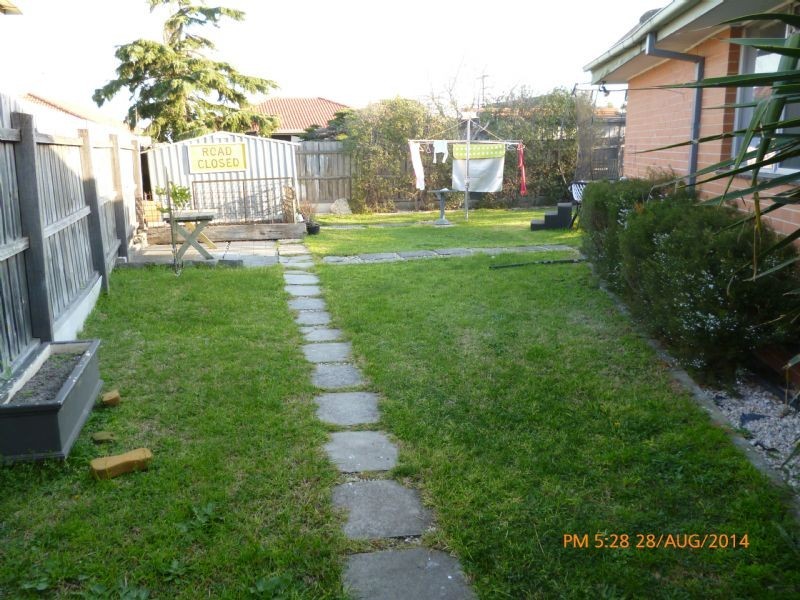 7 Torino Street, St Albans VIC 3021