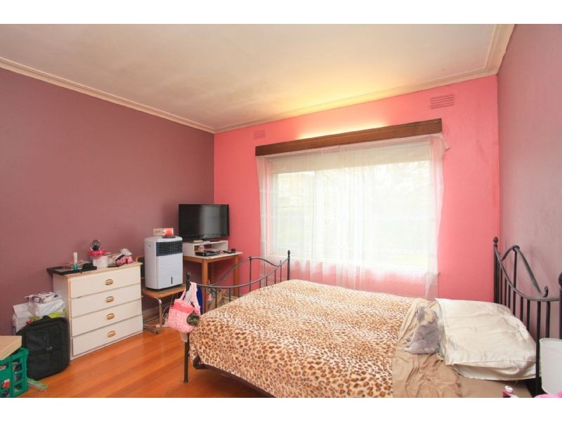 59 Leonard Avenue, St Albans VIC 3021