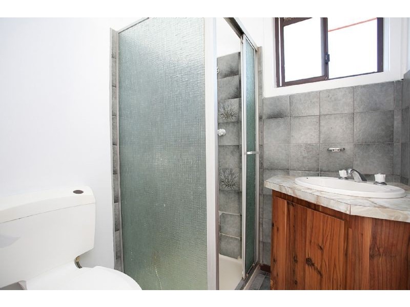 24 Lillypilly Crescent, Kings Park VIC 3021