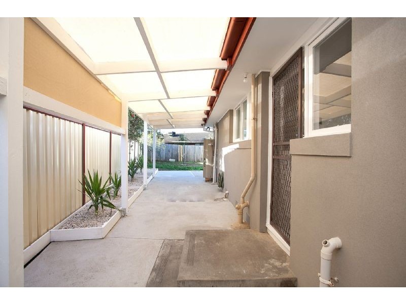 24 Lillypilly Crescent, Kings Park VIC 3021