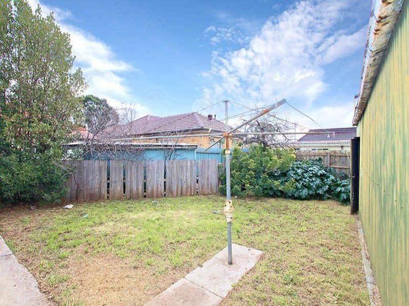 36 Henry Street, St Albans VIC 3021