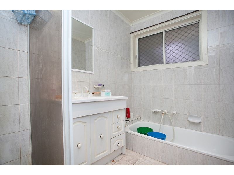 203 Sunshine Avenue, St Albans VIC 3021