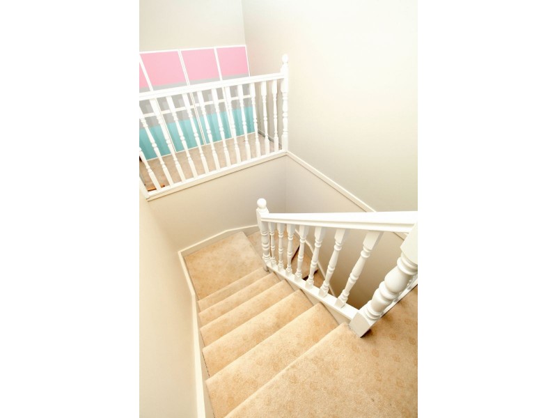 6 Burns Avenue, St Albans VIC 3021