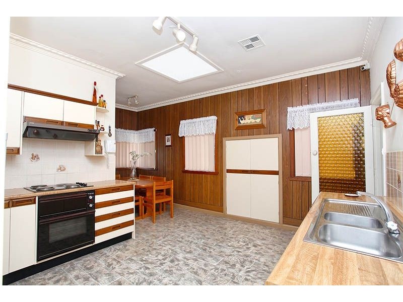 135 William Street, St Albans VIC 3021