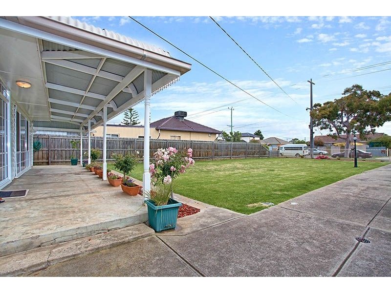 135 William Street, St Albans VIC 3021