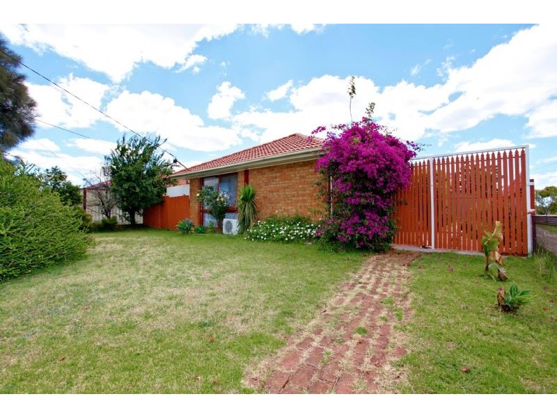 22 McShane Drive, Kealba VIC 3021
