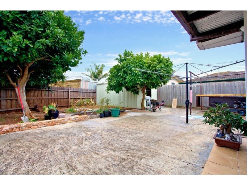 2 Varsity Court, Albanvale VIC 3021