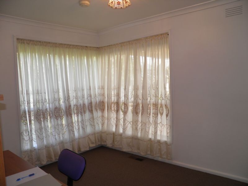 39 Moffat Street, St Albans VIC 3021