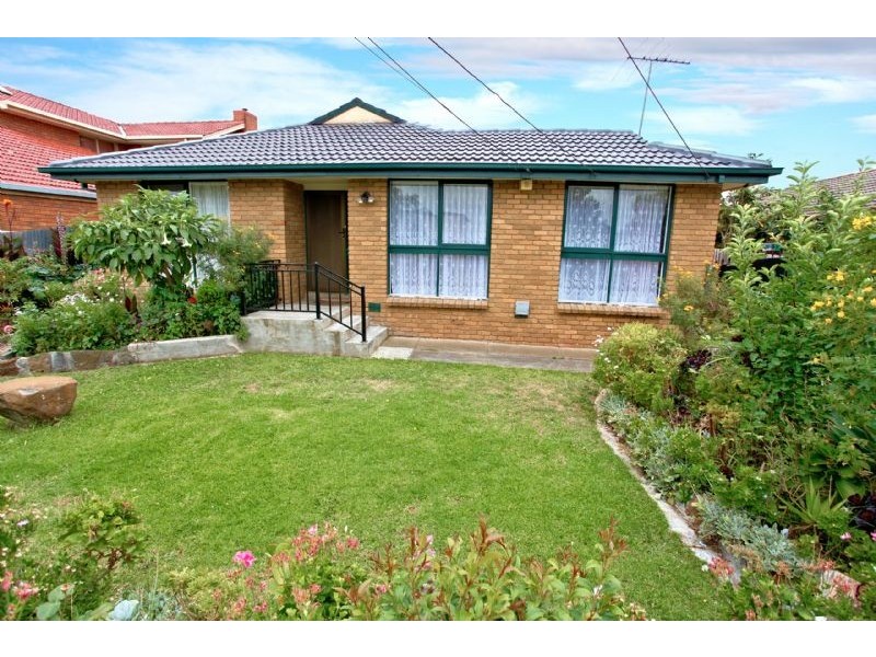 6 Camdale Parade, St Albans VIC 3021