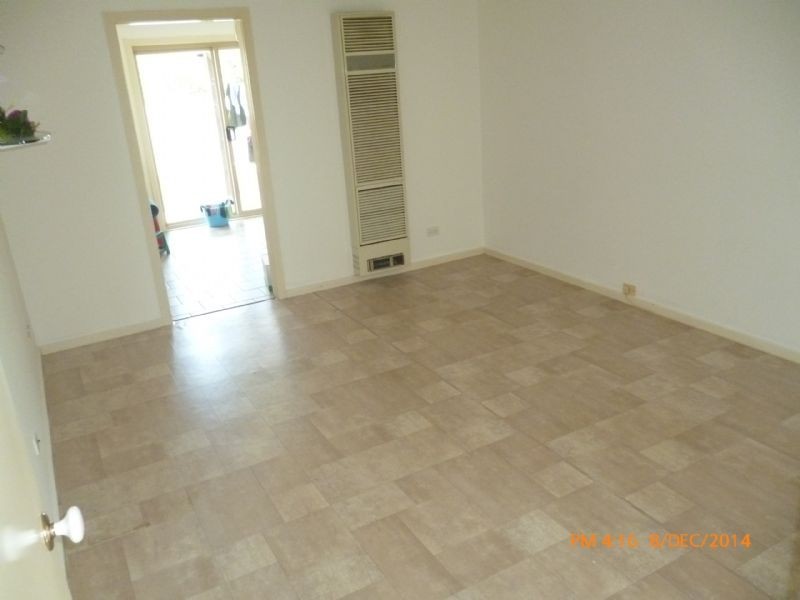 2/4 Bangerang Avenue, Sunshine North VIC 3020