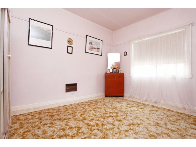 24 Millawa Avenue, St Albans VIC 3021