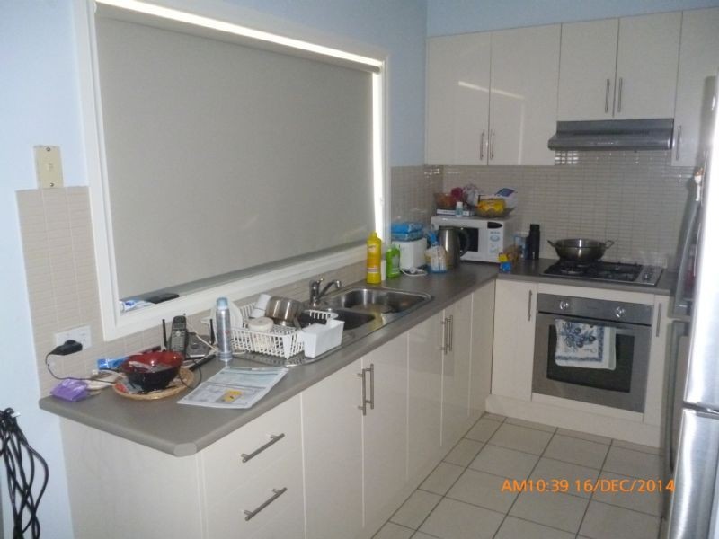 2/12 Hook Street, St Albans VIC 3021