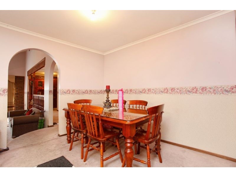 1/17 Adams Street, St Albans VIC 3021