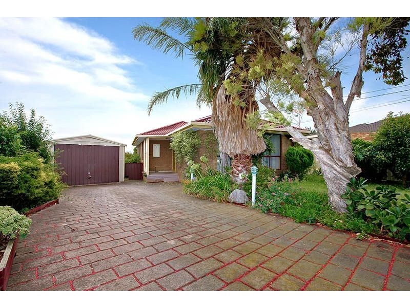 9 Tallerk Court, Kings Park VIC 3021