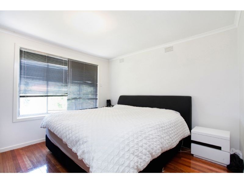 32 Skipton Street, St Albans VIC 3021