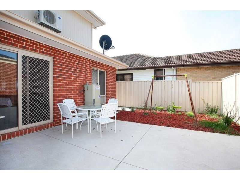 2/18 Kate Street, St Albans VIC 3021