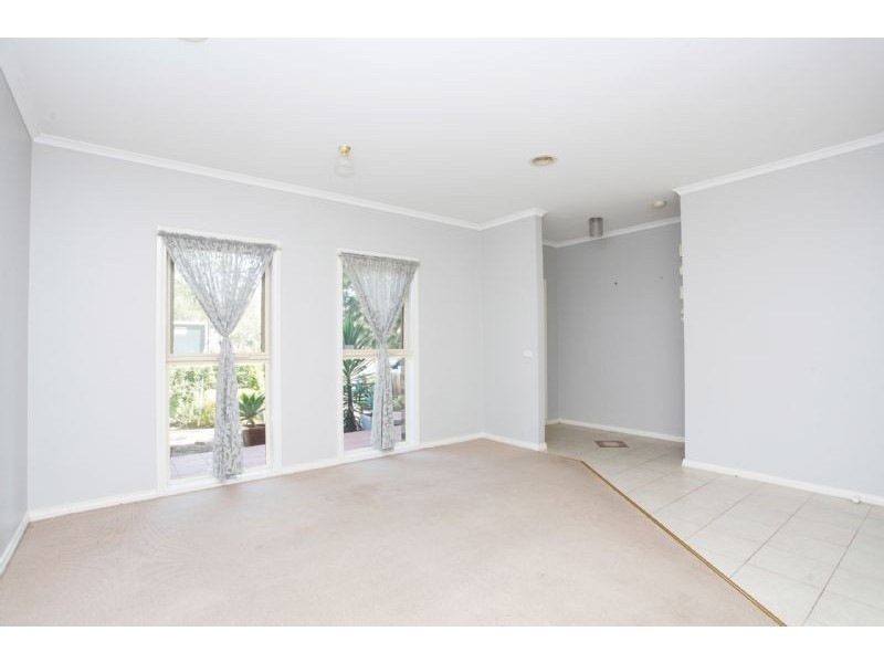 34 Sheoke Grove, Cairnlea VIC 3023
