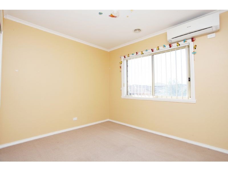 34 Sheoke Grove, Cairnlea VIC 3023