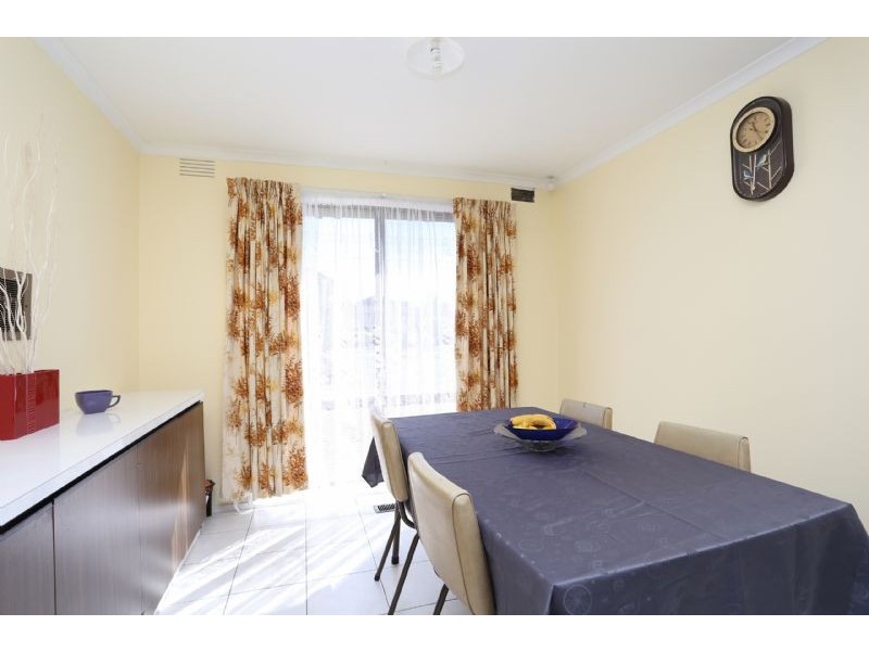 335 Main Road West, St Albans VIC 3021