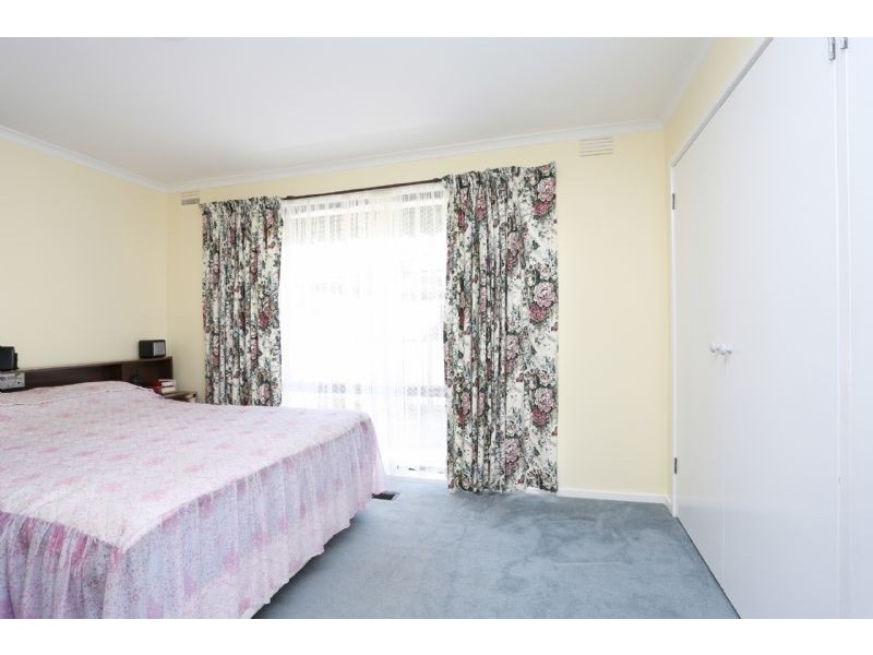 335 Main Road West, St Albans VIC 3021