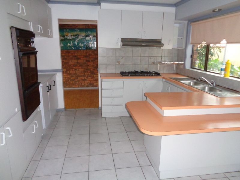 6 Axford Road, Kings Park VIC 3021