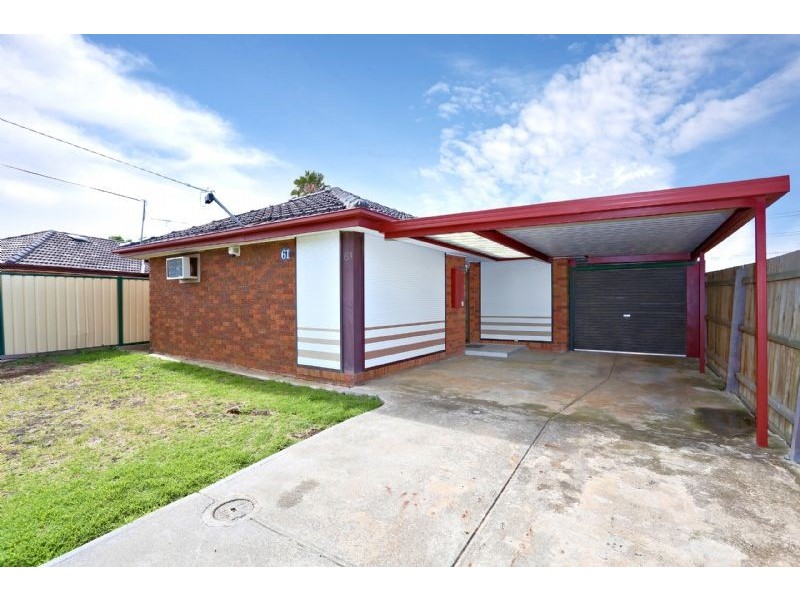 61 Denton Avenue, St Albans VIC 3021