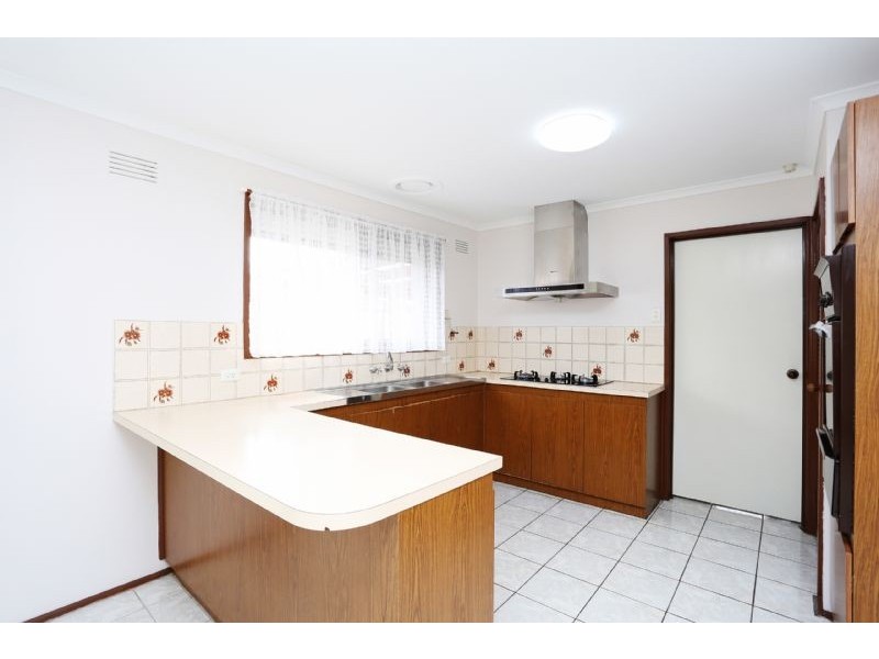 61 Denton Avenue, St Albans VIC 3021