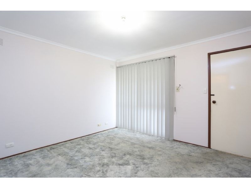 61 Denton Avenue, St Albans VIC 3021