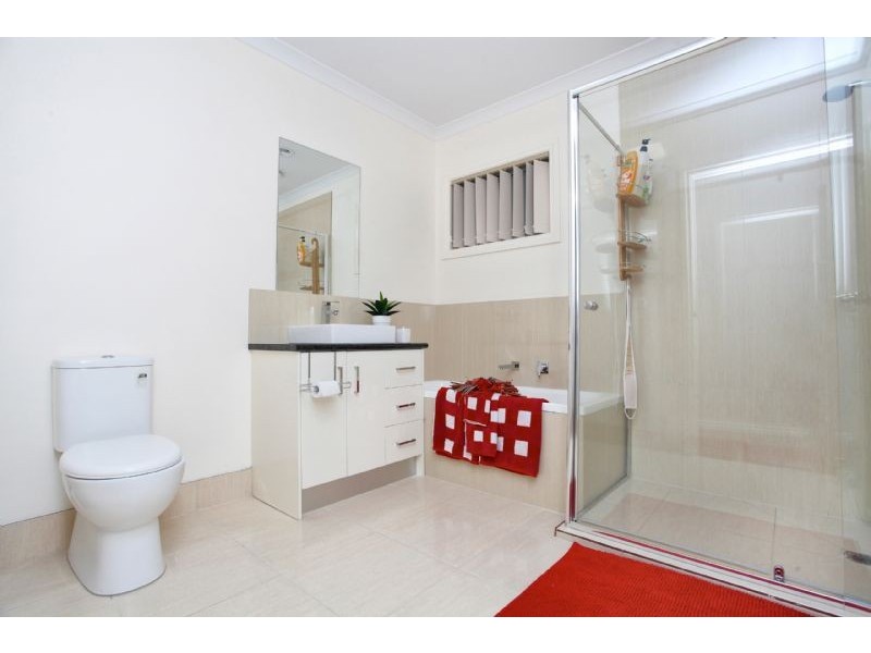 12A Cook Avenue, Kealba VIC 3021