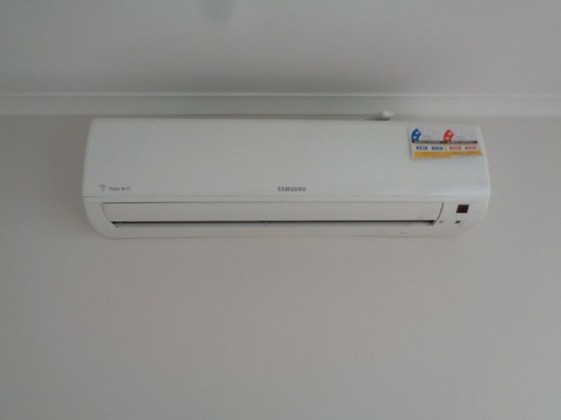 55 Errington Road, St Albans VIC 3021