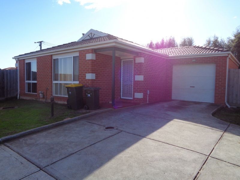 8/7 Topaz Place, St Albans VIC 3021