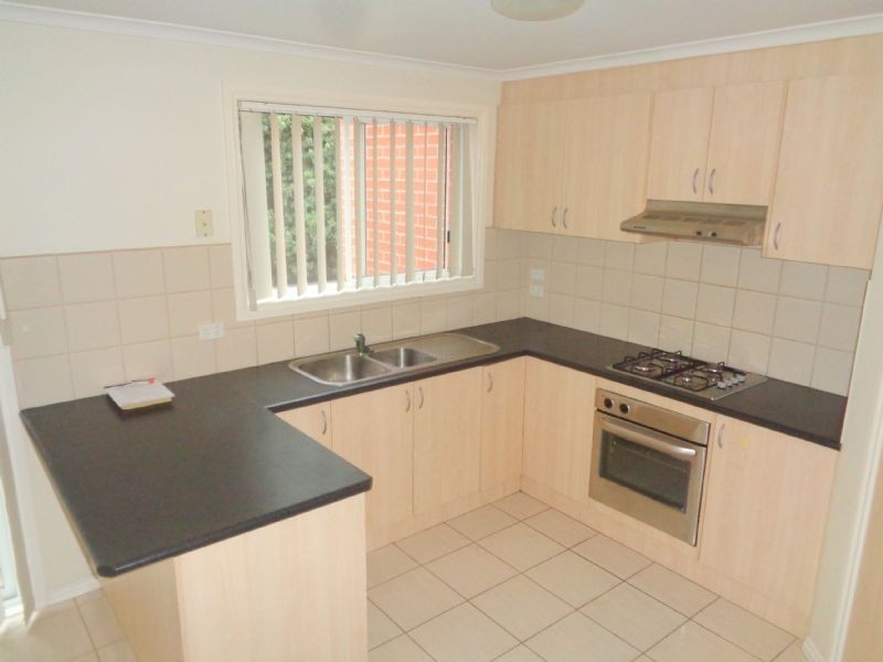 8/7 Topaz Place, St Albans VIC 3021