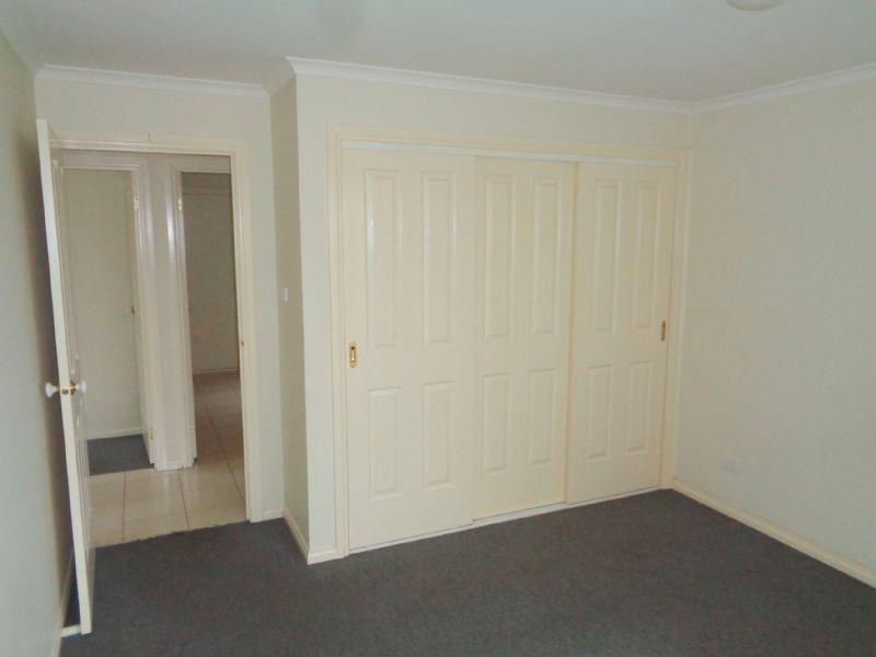 8/7 Topaz Place, St Albans VIC 3021