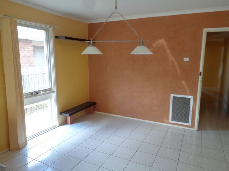 3 Meadowbank Court, Kings Park VIC 3021