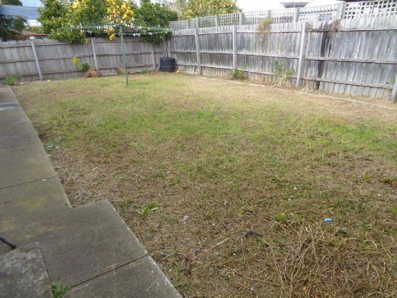 3 Meadowbank Court, Kings Park VIC 3021