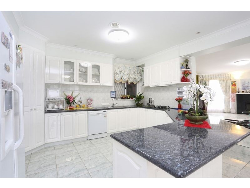 22 Wilmot Drive, Delahey VIC 3037