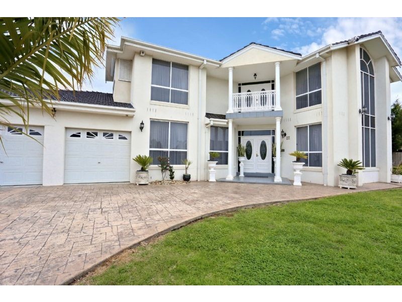 22 Wilmot Drive, Delahey VIC 3037