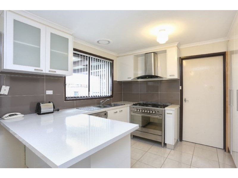 5 Lambolle Court, St Albans VIC 3021