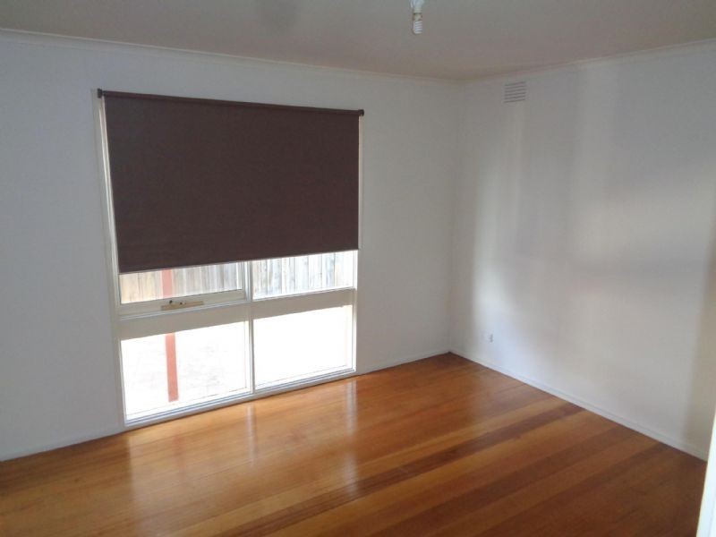 7 Magnolia Avenue, Kings Park VIC 3021