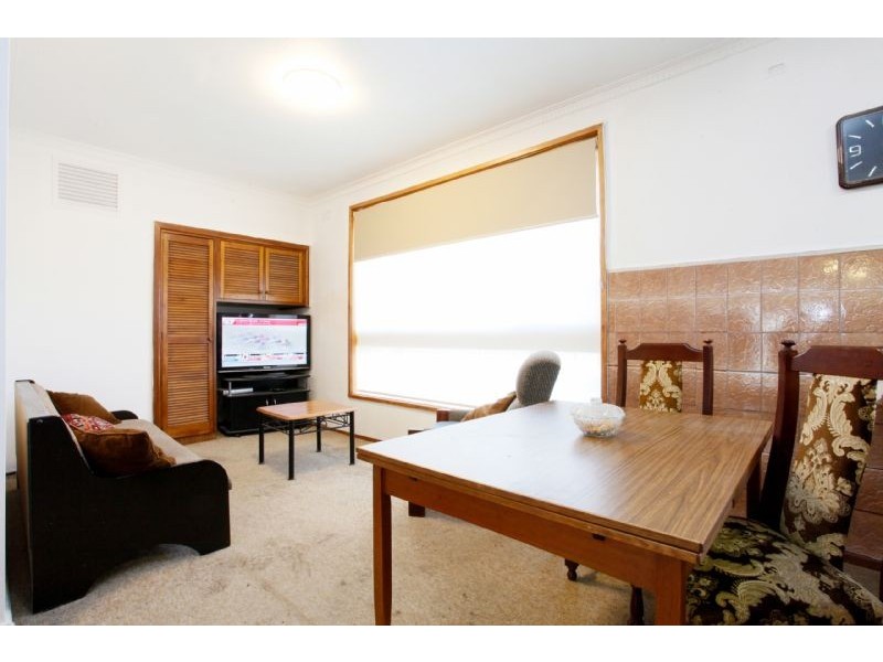 11 Marsden Crescent, St Albans VIC 3021